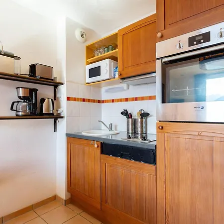 T2 Cabine, 4 Couchages Avec Piscine Chauffée Et Parking En Bord De Pistes - Fr-1-296-527 Cadeilhan-Trachere