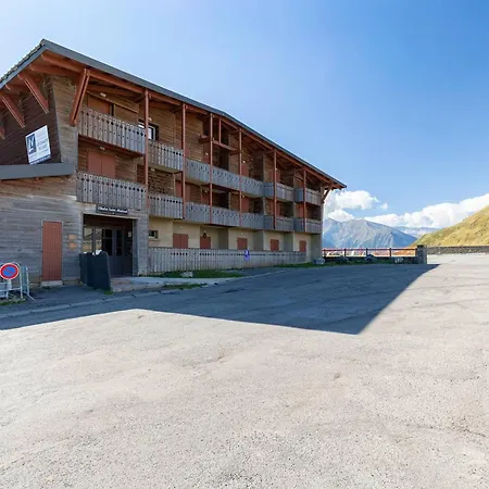 T2 Cabine, 4 Couchages Avec Piscine Chauffée Et Parking En Bord De Pistes - Fr-1-296-527 * Cadeilhan-Trachere