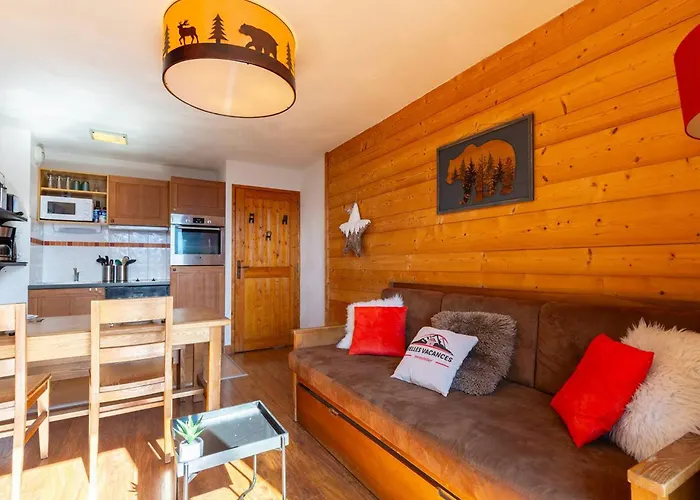 Apartment T2 4 Pers Avec Piscine Chauffee Au Pied Des Pistes - Fr-1-296-527 *